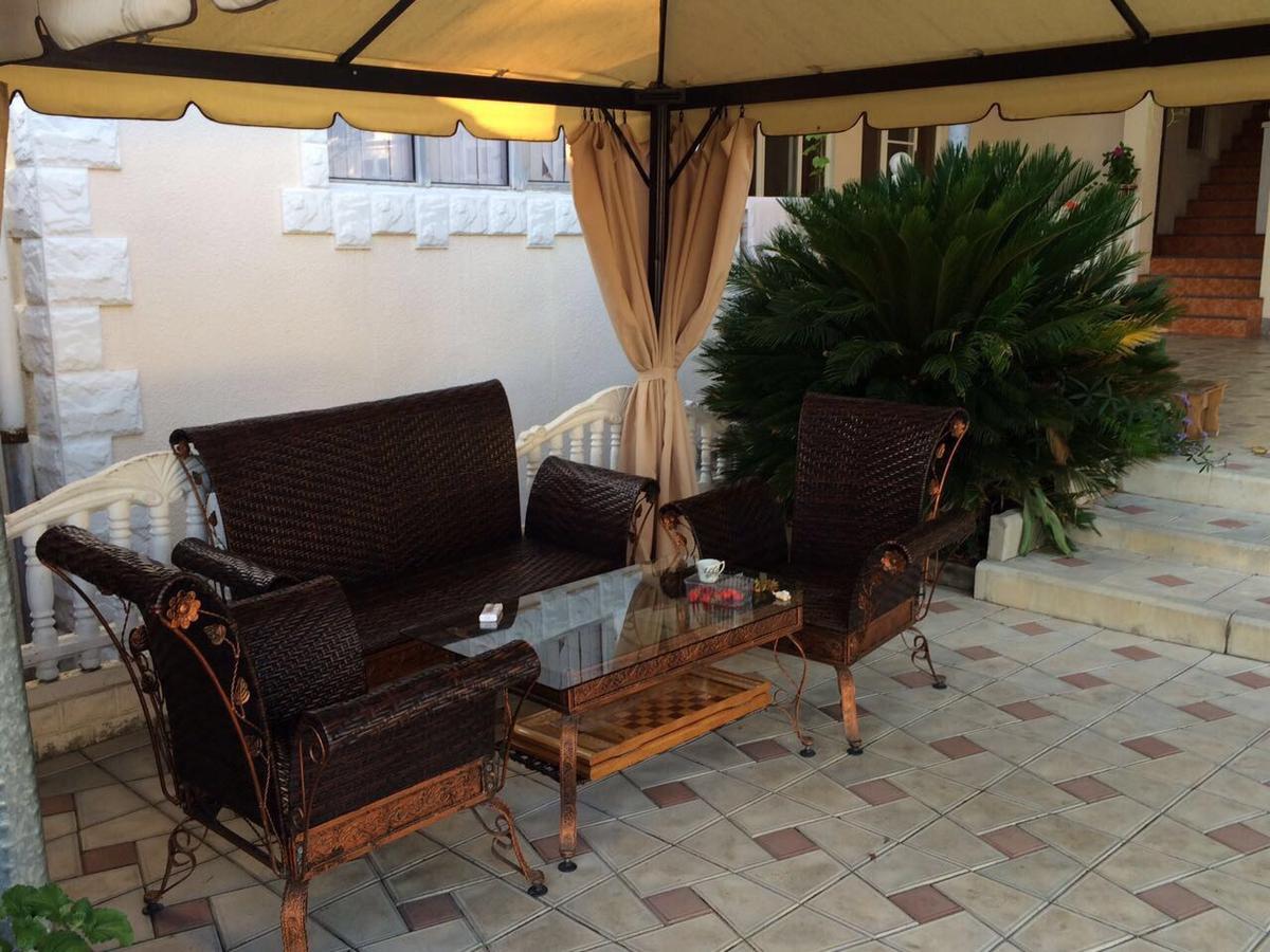 Guest House Liel Sukhumi Ngoại thất bức ảnh